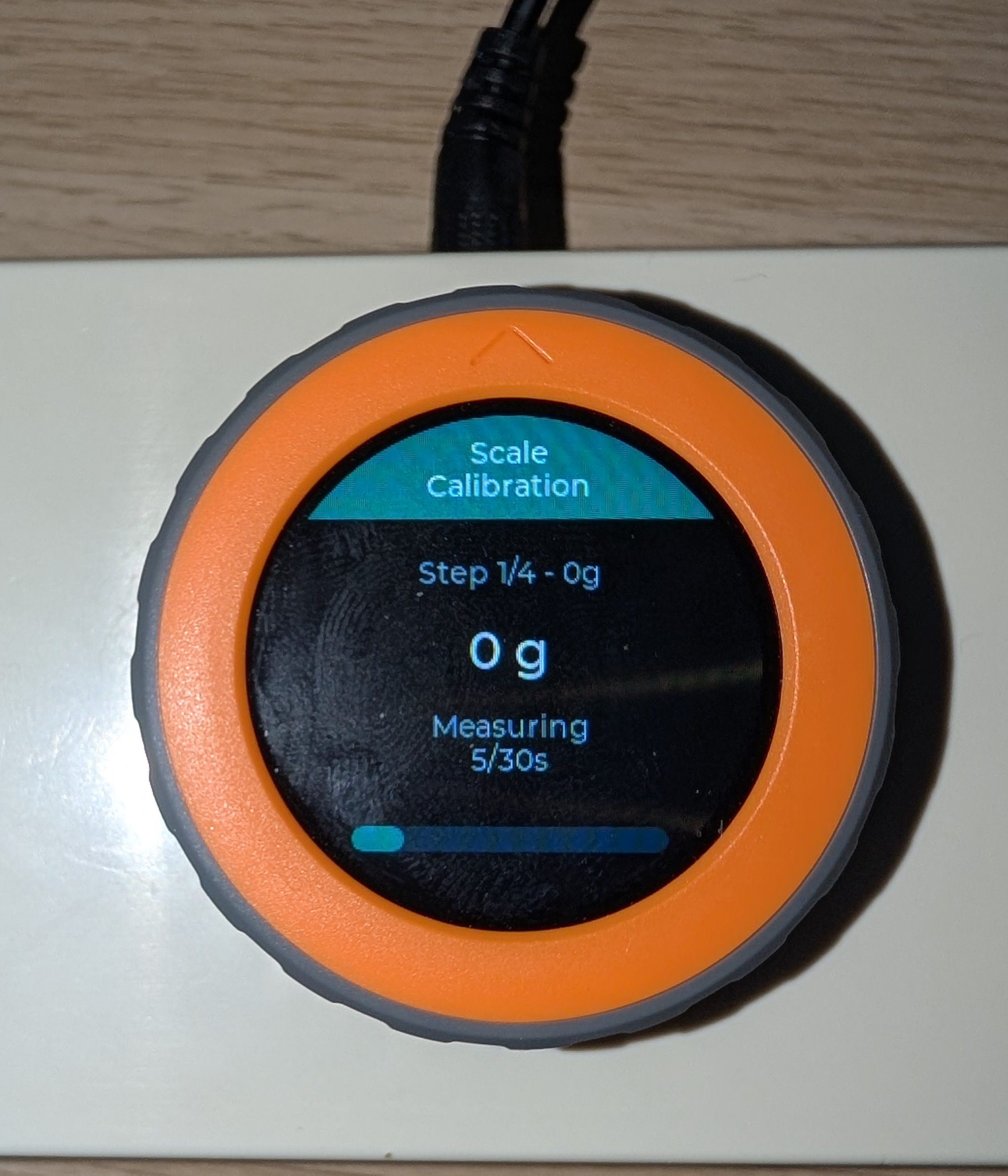 Dial calibration measuring screen with progress bar and countdown